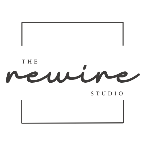 LOGO the rewire studio